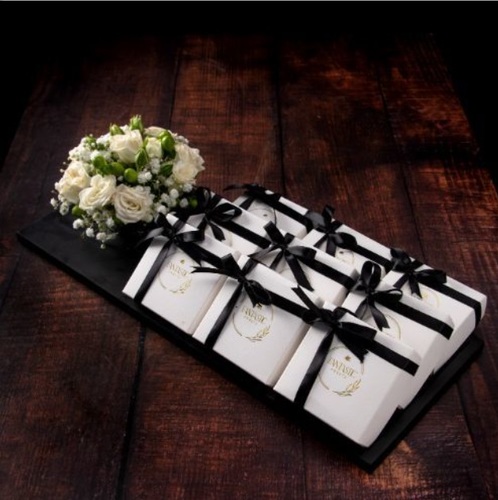 Chocolate Gift Boxes - Wooden Tray of 9 Chocolate Boxes 4 Chocolate pieces in each box with small flowers bouquet