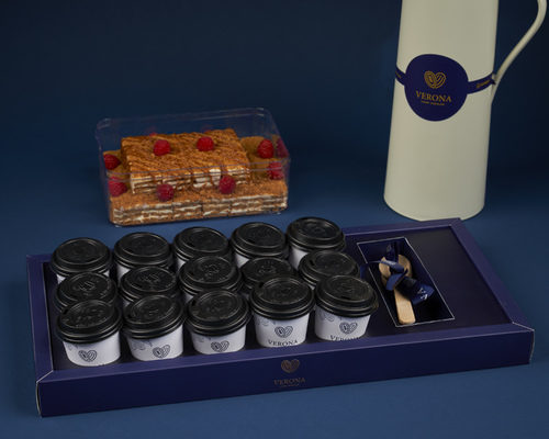 هوت جوكليت مع كيكه كراميل بايت (15) H4 - ١٥ حبات هوت جوكلت مع مطاره حليب ساخن