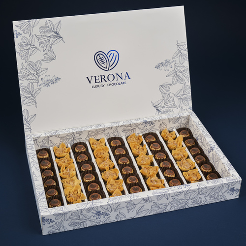 بوكس قلاش مع سمسمية مكسG9 - مزيج مثالي من السمسمية المقرمشة والقلّاش المقرمش بحشوة الجوكليت البلجيكي، يتناسب مع&nbsp; كل المناسبات الخاصة.