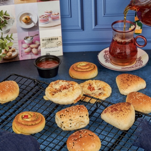 Mixed pastry dish, 36 pieces
