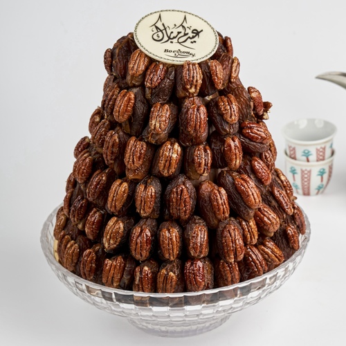 هرم تمر البيكان بكراميل