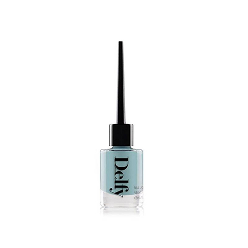 Delfy kw - 1034a    Water Flow - Professional quality nail polish with shiny, powerful colours for up to seven days. The gel texture gives an extreme lacquered shine and an ideal level of fluidity for perfect control and great ease of application. Citral, a natural active ingredient with strengthening and hardening properties, seals and protects the nails creating an unscratchable armor of light.