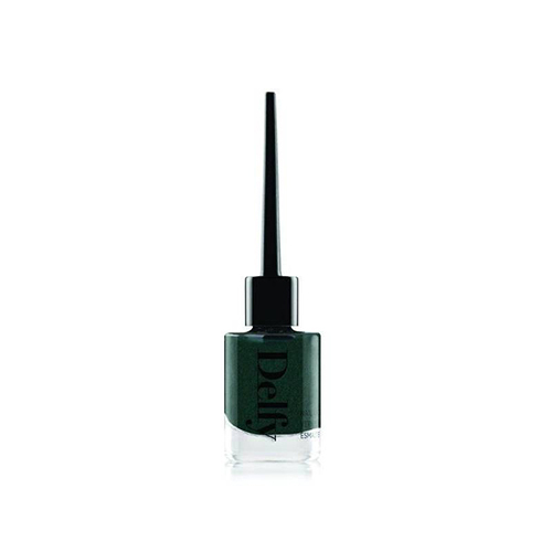 Delfy kw - 1047a  Hunter Green - Professional quality nail polish with shiny, powerful colours for up to seven days. The gel texture gives an extreme lacquered shine and an ideal level of fluidity for perfect control and great ease of application. Citral, a natural active ingredient with strengthening and hardening properties, seals and protects the nails creating an unscratchable armor of light.