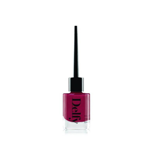 Delfy kw - 1048a  Ruby - Professional quality nail polish with shiny, powerful colours for up to seven days. The gel texture gives an extreme lacquered shine and an ideal level of fluidity for perfect control and great ease of application. Citral, a natural active ingredient with strengthening and hardening properties, seals and protects the nails creating an unscratchable armor of light.