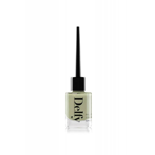 Delfy kw - 1057a  Pistachio - Professional quality nail polish with shiny, powerful colours for up to seven days. The gel texture gives an extreme lacquered shine and an ideal level of fluidity for perfect control and great ease of application. Citral, a natural active ingredient with strengthening and hardening properties, seals and protects the nails creating an unscratchable armor of light.