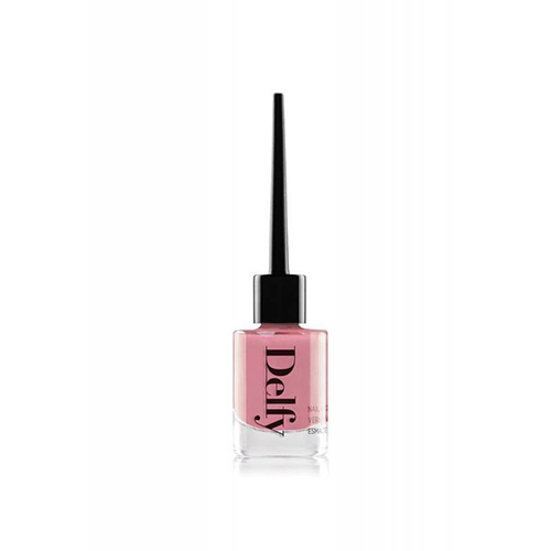 Delfy kw - 1064a  Ballet - Professional quality nail polish with shiny, powerful colours for up to seven days. The gel texture gives an extreme lacquered shine and an ideal level of fluidity for perfect control and great ease of application. Citral, a natural active ingredient with strengthening and hardening properties, seals and protects the nails creating an unscratchable armor of light.