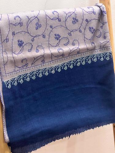 HAND FULL STICHES - KASHMIR SHWAL