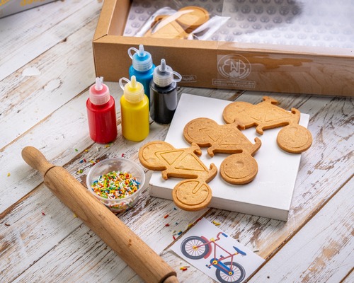 Cookies Coloring (Bicycle) - 6 pcs cookies unicorn shape 4 colors icing for decoration 1 Sprinkles  1 m&m