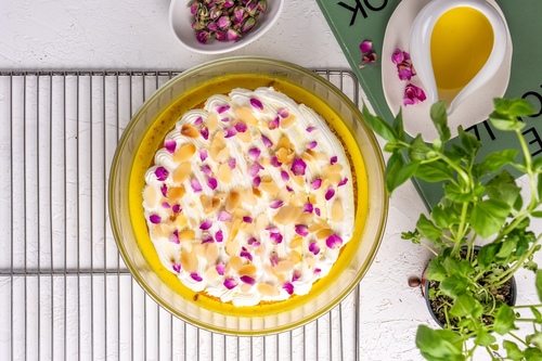 كيكة الزعفران