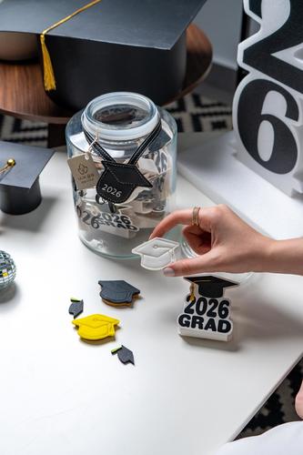 Graduation giveaway