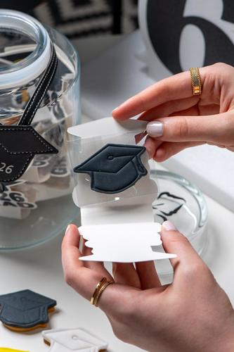 Graduation giveaway