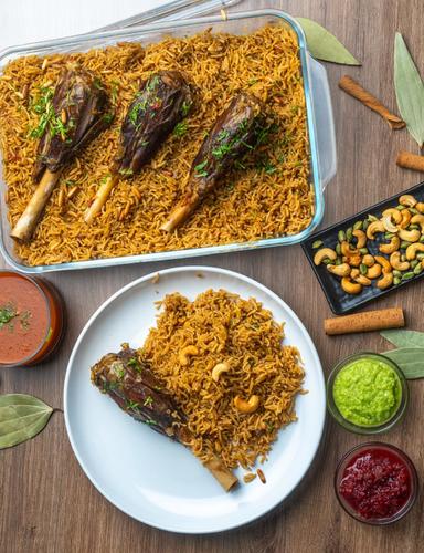 Madfoun with  Meat