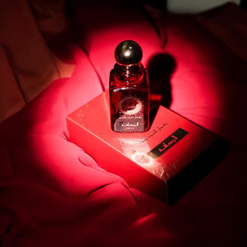 Rasafa perfume - Description: An official oriental perfume with the scent of Arabian oud. With a mixture of oriental oils that give the perfume a special Arabic character and an aesthetic identity that suits both genders and satisfies lovers of formal perfumes.
.
.Gender: Unisex
.
. Ingredients: Oud. musk. Patchouli and sandalwood
.
Size: 100 ml
.
. Price: 30 KD
.
Yafean for pud and bakhor
.
.
.
We select for you the finest, best and most luxurious.