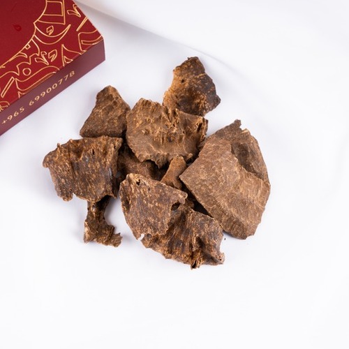 Triple super char - Yafean for oud and bakhor
.
.
.
.Char incense, luxury grade, triple super
.
The price per tola is 25 KD
