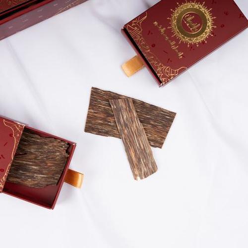 Incense distribution - distribution Incense (Vietnamese 4A) Triple Super, the highest grade of Vietnamese incense
A quarter of a tola (3 grams)
