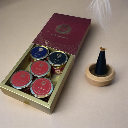 Display set of 5 small mamool boxes - Buy 5 tolas of the luxurious Maamoul from Yafaan for Oud and Bakhoor (Zaffa Maamoul - Oudi Maamoul - Nawla Maamoul - Arab Maamoul - Galaxy Maamoul) one tola for each Maamoul.