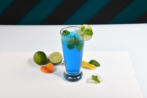 Blue sky Mojito