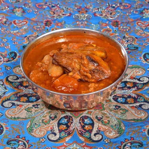 Eggpalnt stew - Fried
  Eggplant Mixed with Chickpeas,

    Fresh Tomatoes, Tomato Sauce, and

    Spices the Iranian Recipe