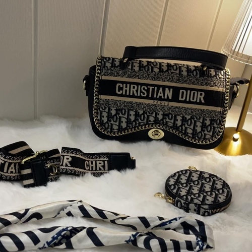 DIOR - Dior first class bag