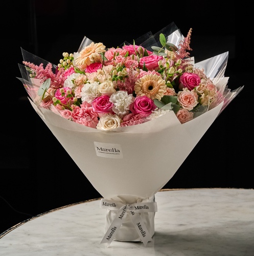 Big flowers bouquet