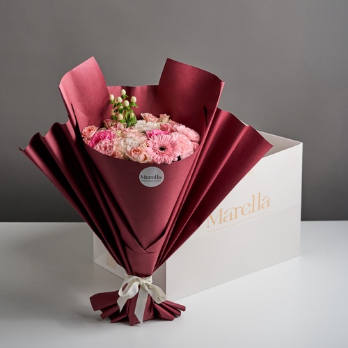 Boke ms a - بوكيه ورد بتنسيق زهور ونباتات&nbsp;و ورد الجيربيراللكتابه على الكرت يرجى كتابة العباره بالملاحظات