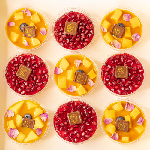 Mix Trifle Mango and Trifle Pomegranate - box containing 5 Trifle Mango and 4 Trifle Pomegranate