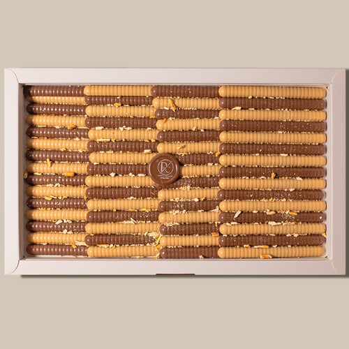 padovachocolate Stick - More than 58 chocolate finger, including mixed chocolate and filled with salty biscuits.