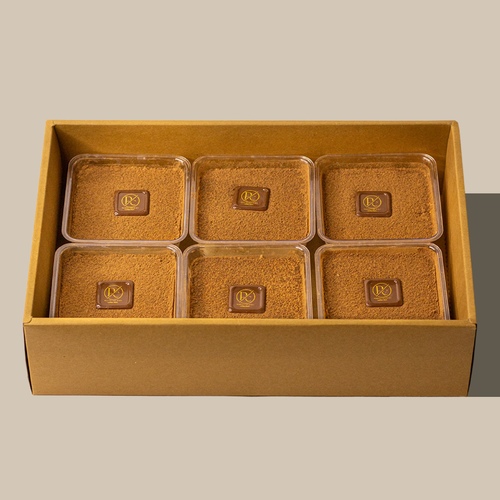 Tiramisu - An elegant box with 6 classic tiramis with layers of soft mascarpon cream and biscuits dipped in Italian coffee.