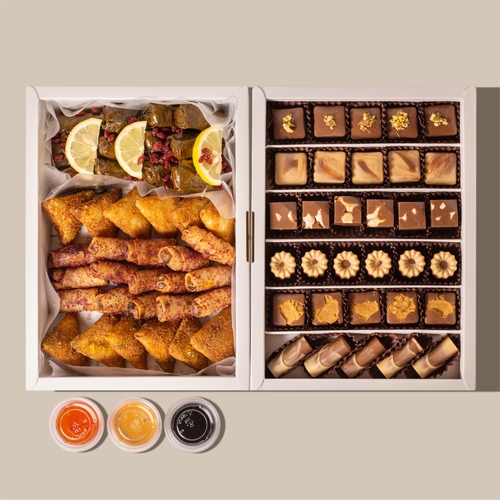 عرض البوكسين الصغير - عرض البوكسين الصغير 1بوكس مكس موالح مع سمبوسة و1بوكس ميكس شوكالاتة بنية وكراميل