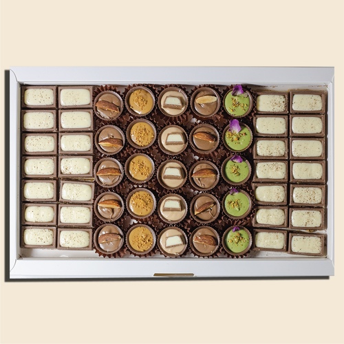 مكس اولكر مع تشيز كيك - مكس من حبات الاولكر مع تشيز كيك شوكلت 25 حبة تشيز كيك و 28 حبة من الاولكر الفاخر لترضي جميع الاذواق