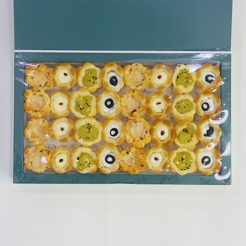 ميني ميكس فطاير - فطاير مشكلة كبير 28 حبة بأطعم مختلفة بيتزا - جبن - بطاط - لبنة