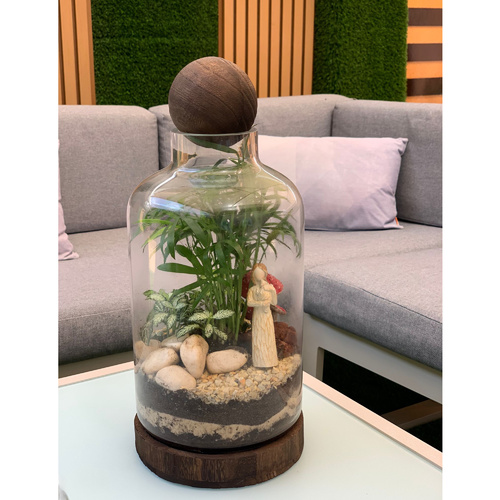 Signature Closed Terrarium “Mom”