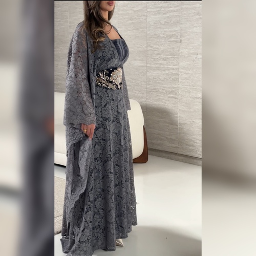 الاستلام خلال اسبوعين - The inner piece has set measurements; please choose the appropriate size.
The lace shlah is free size.