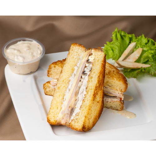 Turkey With Mushroom - Fresh mushrooms, smoked turkey, delicious cheese and our special fondue sauce