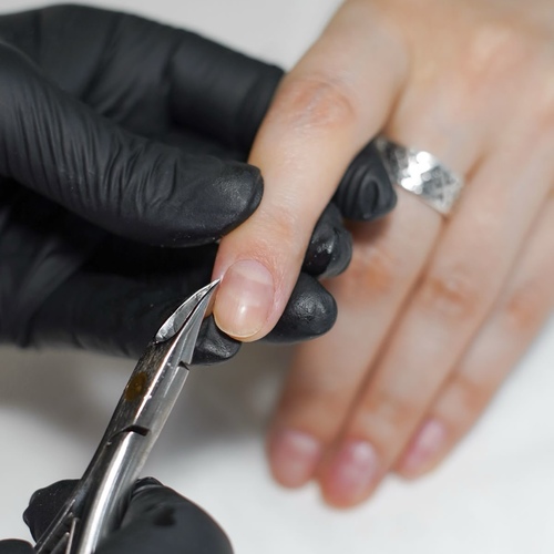 Pedicure Manicure - In-Salon Subscription
Enjoy 5 Manicure & Pedicure Sessions
💅✨ It’s not just mani-pedi — it’s self-care, beauty, and a moment of relaxation.
Benefits of Manicure & Pedicure Sessions
✨ 1. Deep cleaning for nails and surrounding skin
Removes buildup and dead skin, leaving nails cleaner, healthier, and well-maintained.
✨ 2. Enhances nail shape and overall appearance
Instantly gives a polished, neat, and feminine look to hands and feet.
✨ 3. Deep hydration and softness
Masks and nourishing oils moisturize the skin and help reduce dryness—especially around heels and cuticles.
✨ 4. Reduces cracks and roughness
Especially beneficial for dry feet, calluses, and hardened skin.
✨ 5. Improves circulation with massage
Helps relieve fatigue, stimulate blood flow, and promote relaxation.
✨ 6. Supports nail health
Helps prevent ingrown nails and reduces the risk of irritation or infections.
✨ 7. Stress relief and relaxation
The session itself is a pampering moment — a break just for you 🫶✨
✨ 8. Boosts confidence and freshness
Soft hands and well-groomed feet give a long-lasting feeling of confidence and cleanliness 💛
📌 Note:
After purchase, a digital voucher with a unique code will be sent. This code is valid for in-salon use only.
📍 Location: Sabah Al-Salem – Block 2 – Street 214
☎️ Contact: 99136996 – 98807662