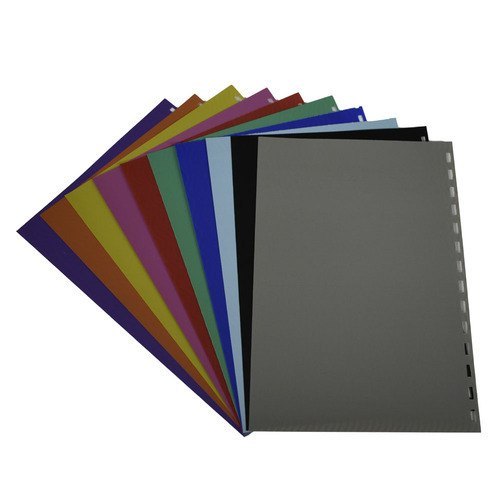 PVC Plain Binding Sheet A4 - 100 pcs black - - Hummer paper is used for spiral wrapping process.

 - It is placed underneath the bundle of the vise to protect it from damage.