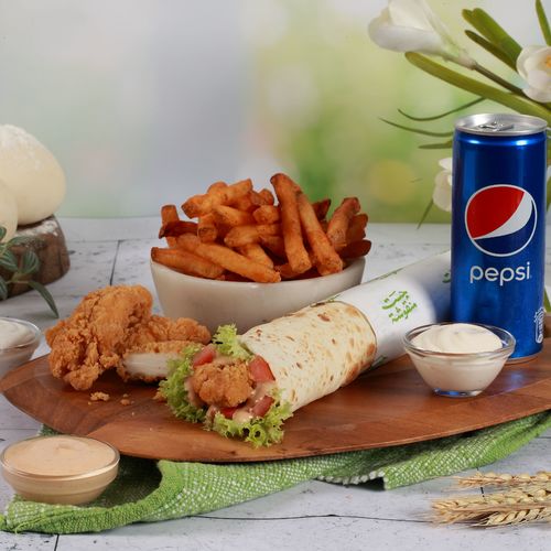 Twister Chicken combo meal - Chicken strips + fresh tomato pieces + lettuce + fries + drink