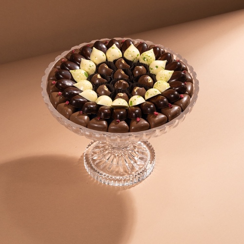 chocolate crystal - صينيه كريستال تحتوي على جوكلت فرنسي 650 غرام من الحشوات البست سلر مع كرت اهداء