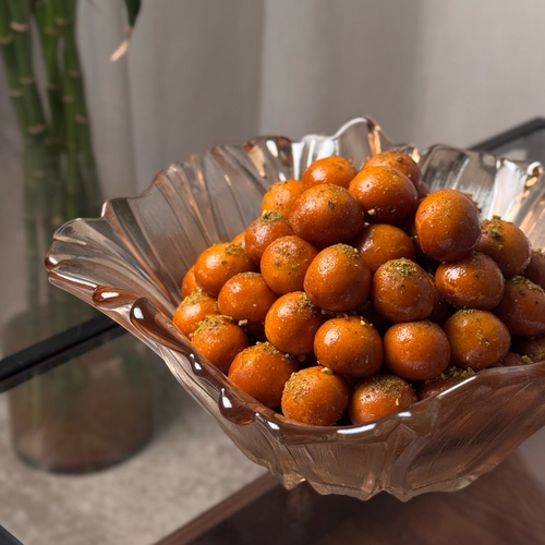 جبنيه - صينيه راقيه تحتوي على جبنيه قيمات 75 حبه