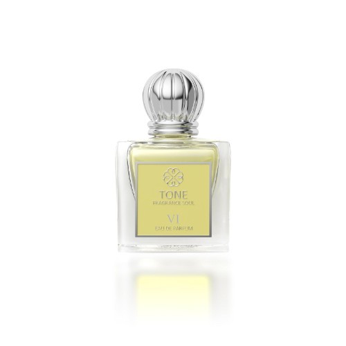 VI perfume - Top notes: Citrus, Anise, and Cedar Wood
Heart notes: lavender, nutmeg
Base notes: musk, saffron, sandalwood, tobacco
60 m.l