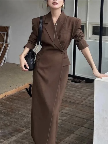 Long brown blazer