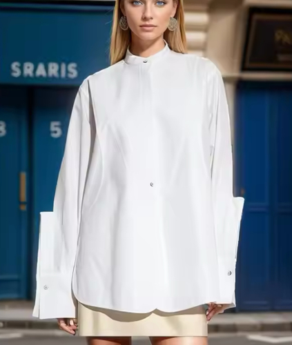 Lala Love Fashion Q8 - White shirt with big cuff