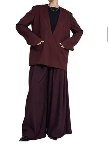 Lala Love Fashion Q8 - Maroon top