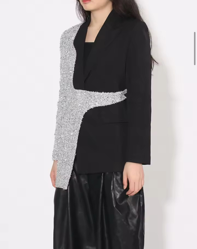 Lala Love Fashion Q8 - Elegant half blazer