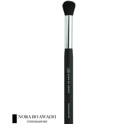 Lens Me - 003 - CONCEALER BRUSH - A blending brush of concealer and contour, used for powder and cream shades and highlights