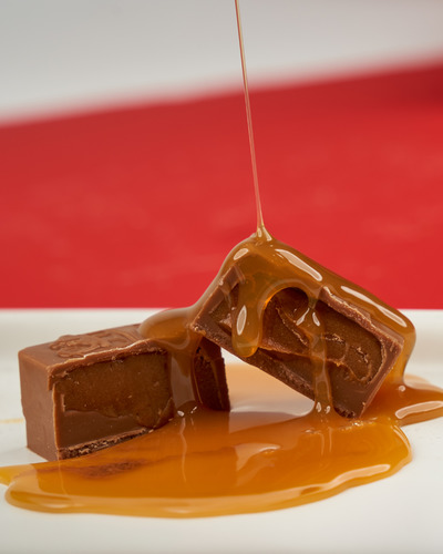 Salted Caramel (Signature) - A smooth and creamy salted caramel filling with a perfectly balanced sweetness and a subtle touch of salt, creating a rich and refined experience in every bite.
Our signature flavor that captures the essence of Choco Bus.