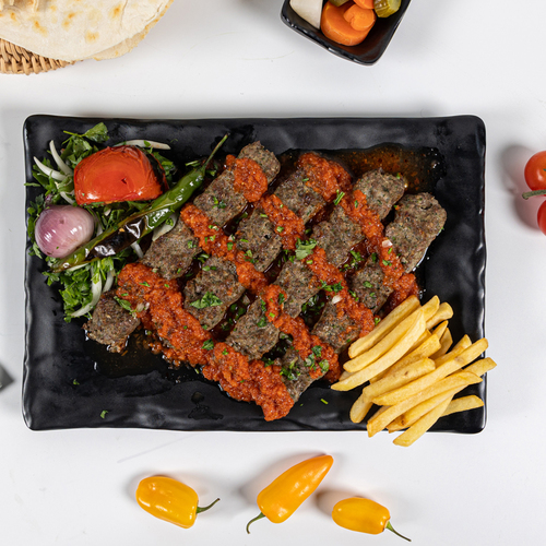 Kabab Khishkash - Meal - Grilled Kofta With Chili Sauce Served With Grilled Veg & Bread