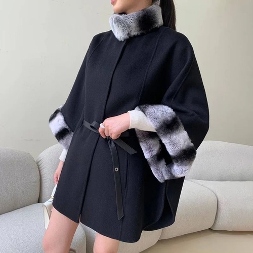 Cashmere cape with rex rabbit fur chinchilla color