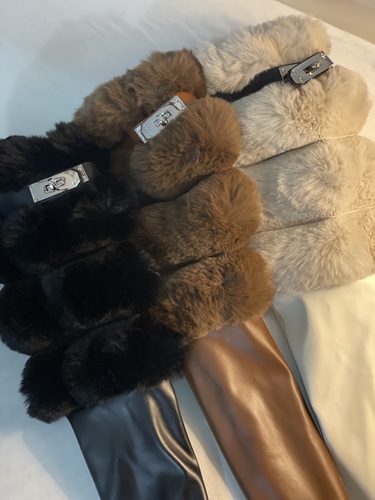 Fur gloves - Free size fur gloves available in 3 colors