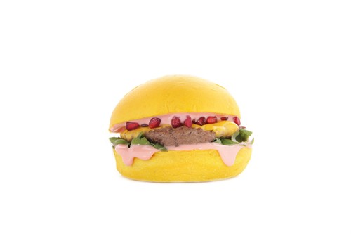 Trend Burger - PINK ROCCA BURGER - Pomegrenate, Served with Pink Sauce.Freshly baked Potato bun, Certified Angus Beef Patty, Cheddar Cheese, Rocca Leaves,